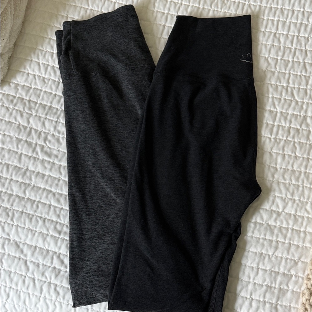 Beyond Yoga Black and Gray Leggings Set NO BLUE